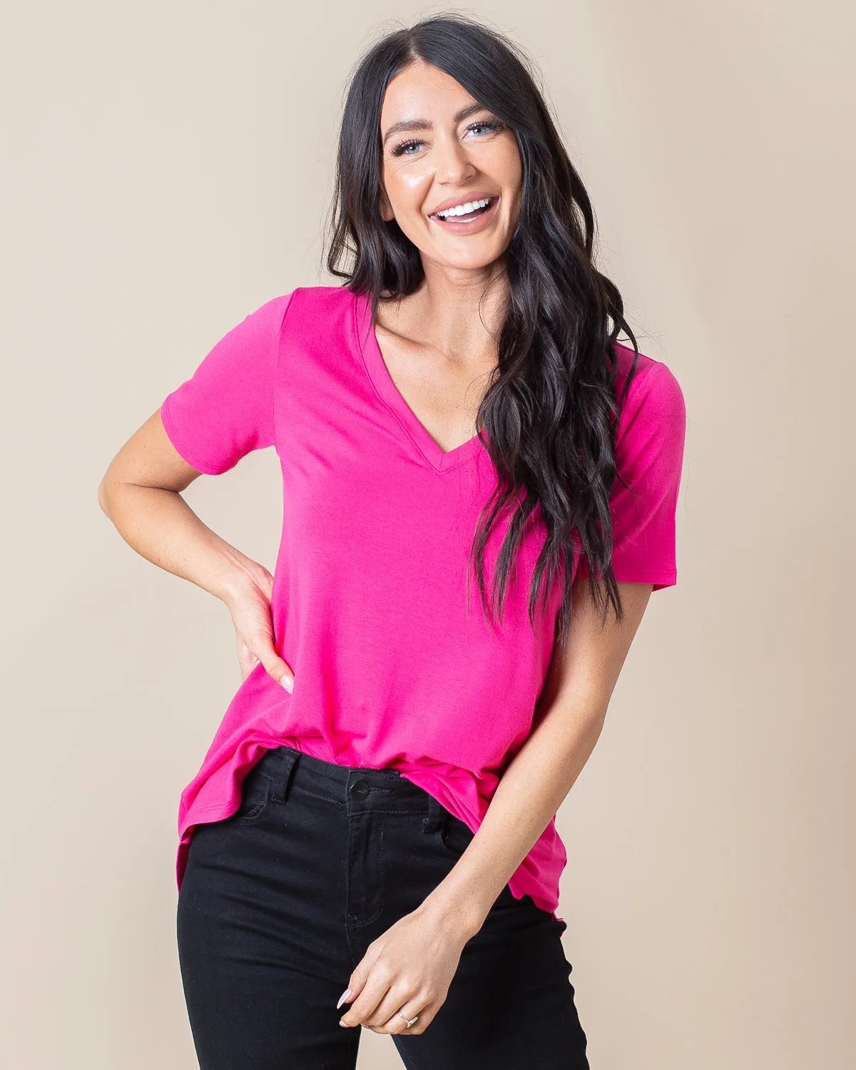 Jagger V-Neck T-Shirt | S