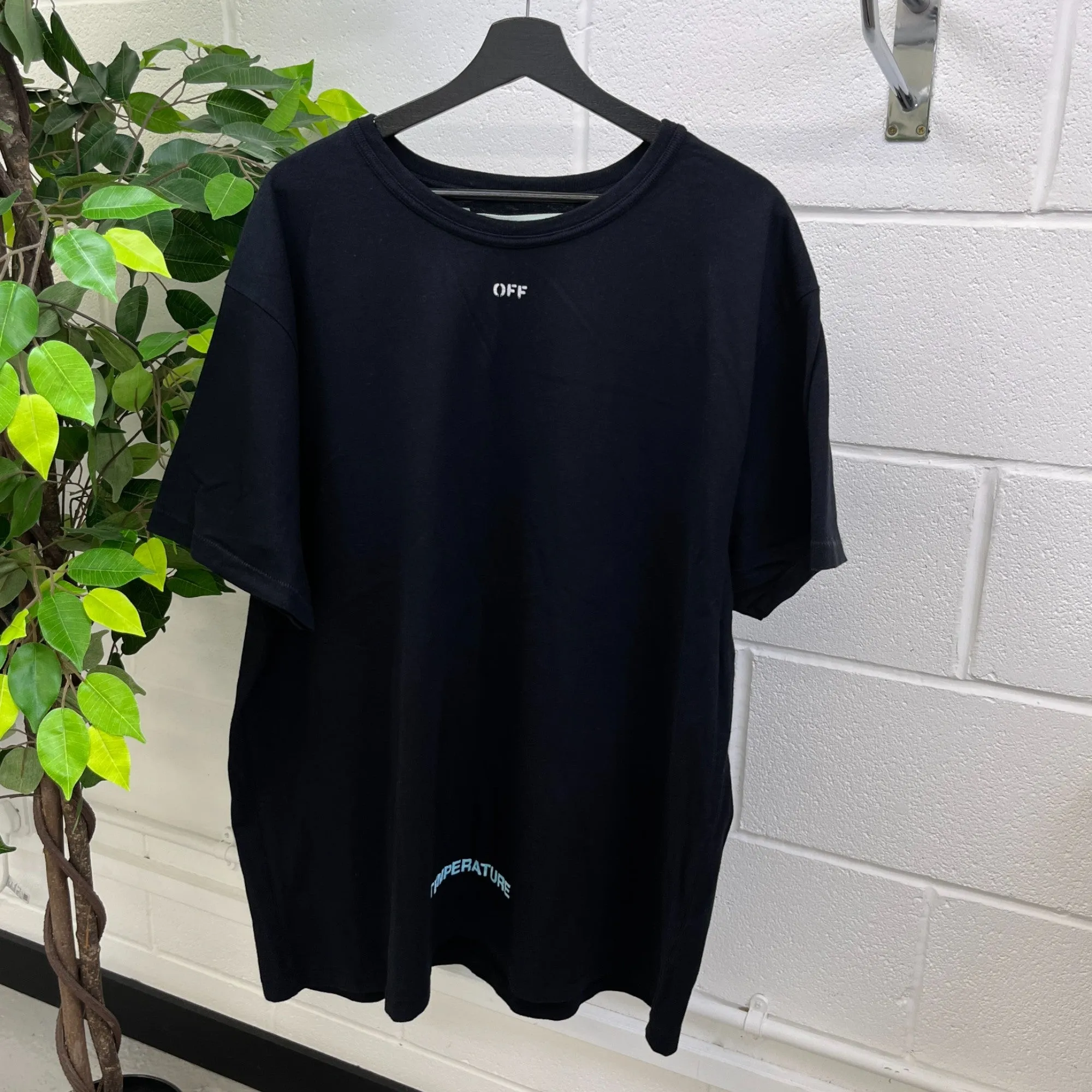 Men's Diagonal Logo T-Shirt Black Size L