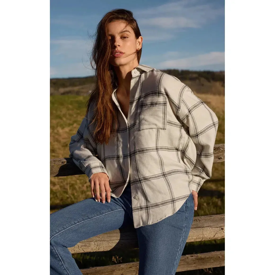 RIVER PLAID BUTTON UP