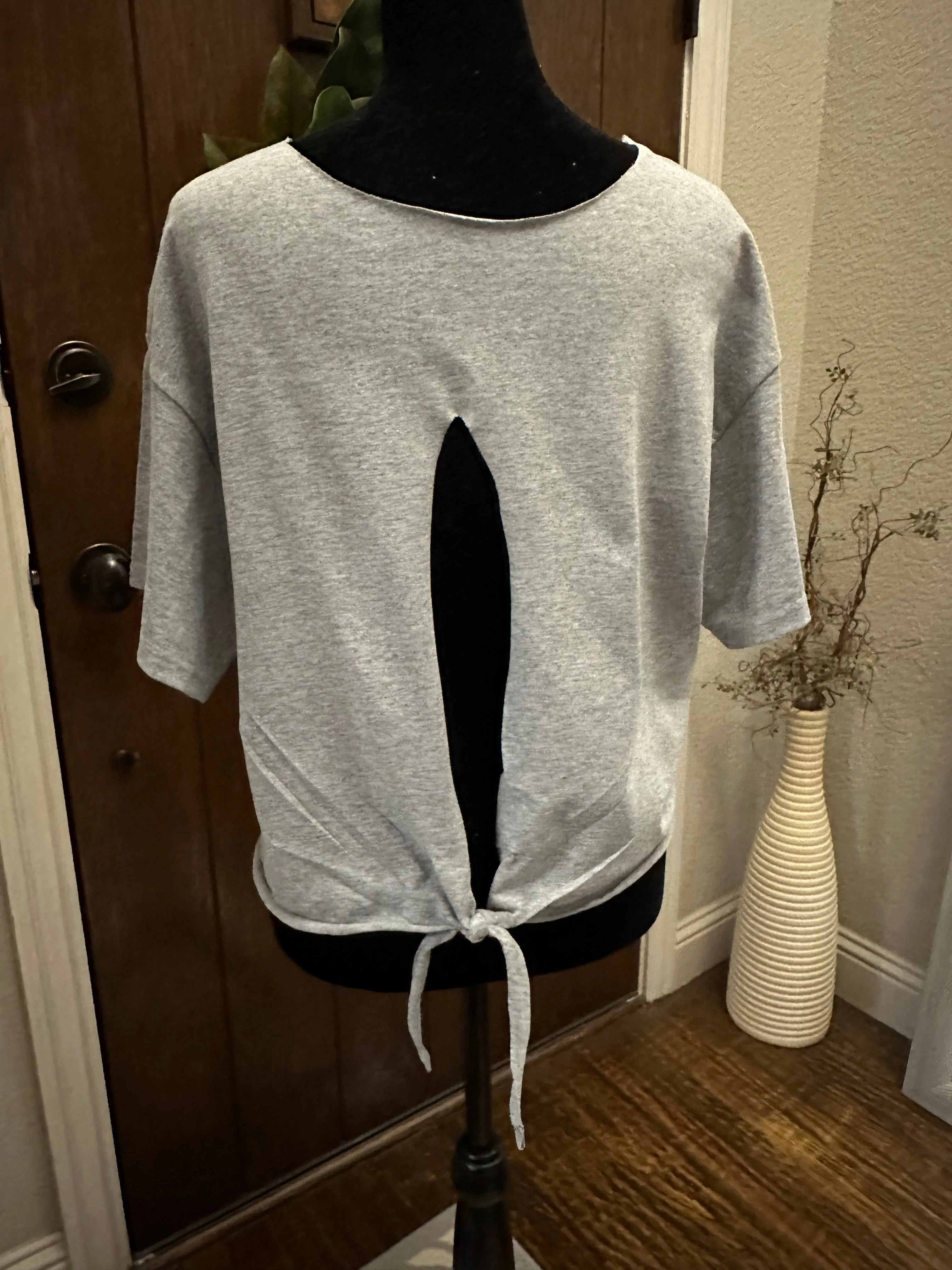 Softball Lips Open Back T-Shirt
