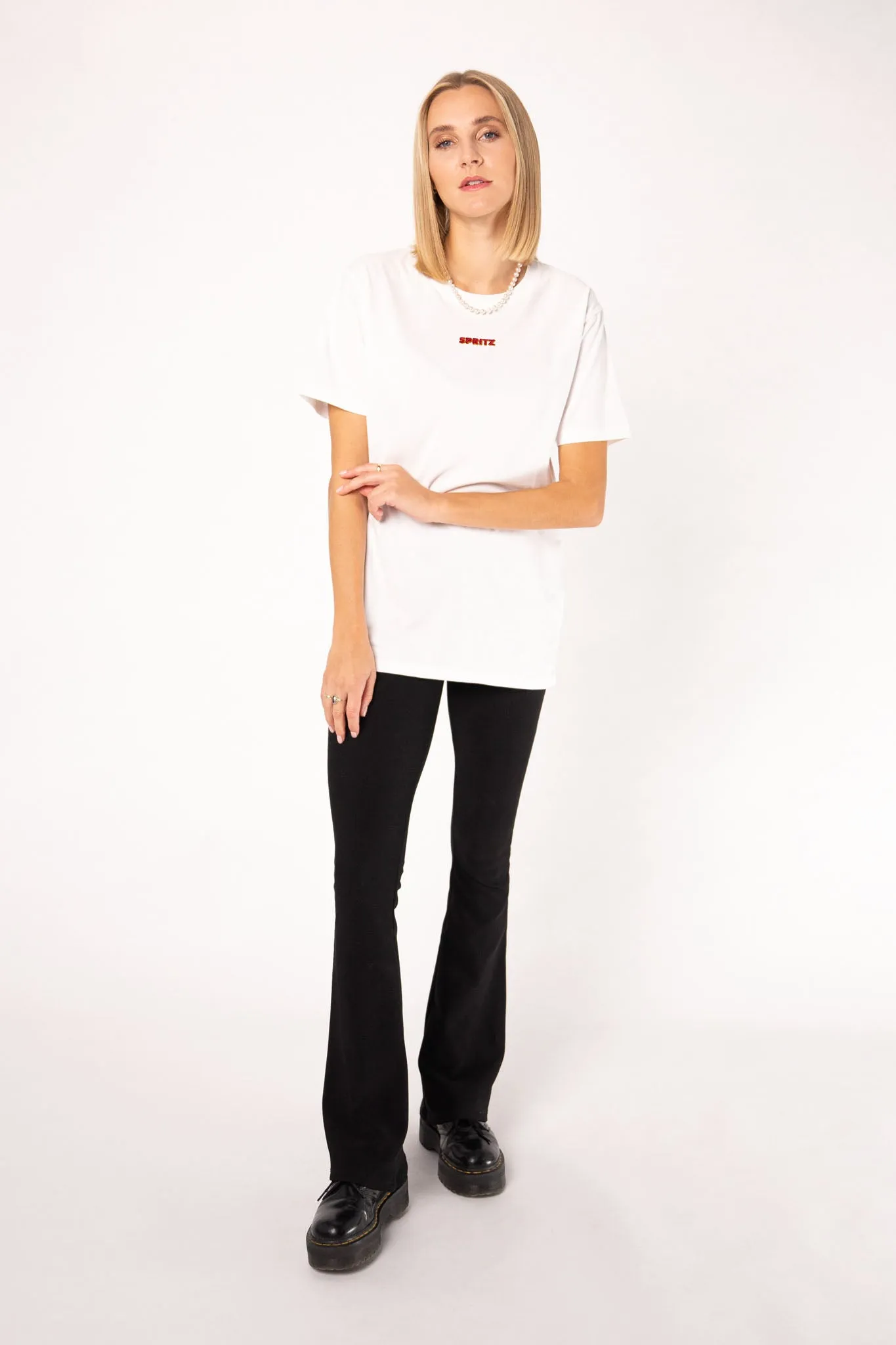 Spritz Signature | Besticktes Frauen Oversized Bio Baumwoll T-Shirt