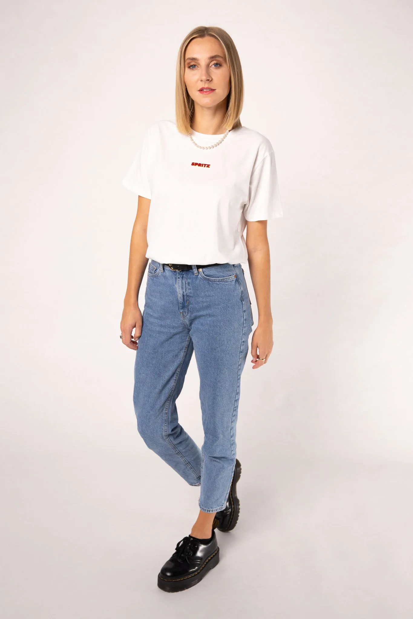 Spritz Signature | Besticktes Frauen Oversized Bio Baumwoll T-Shirt