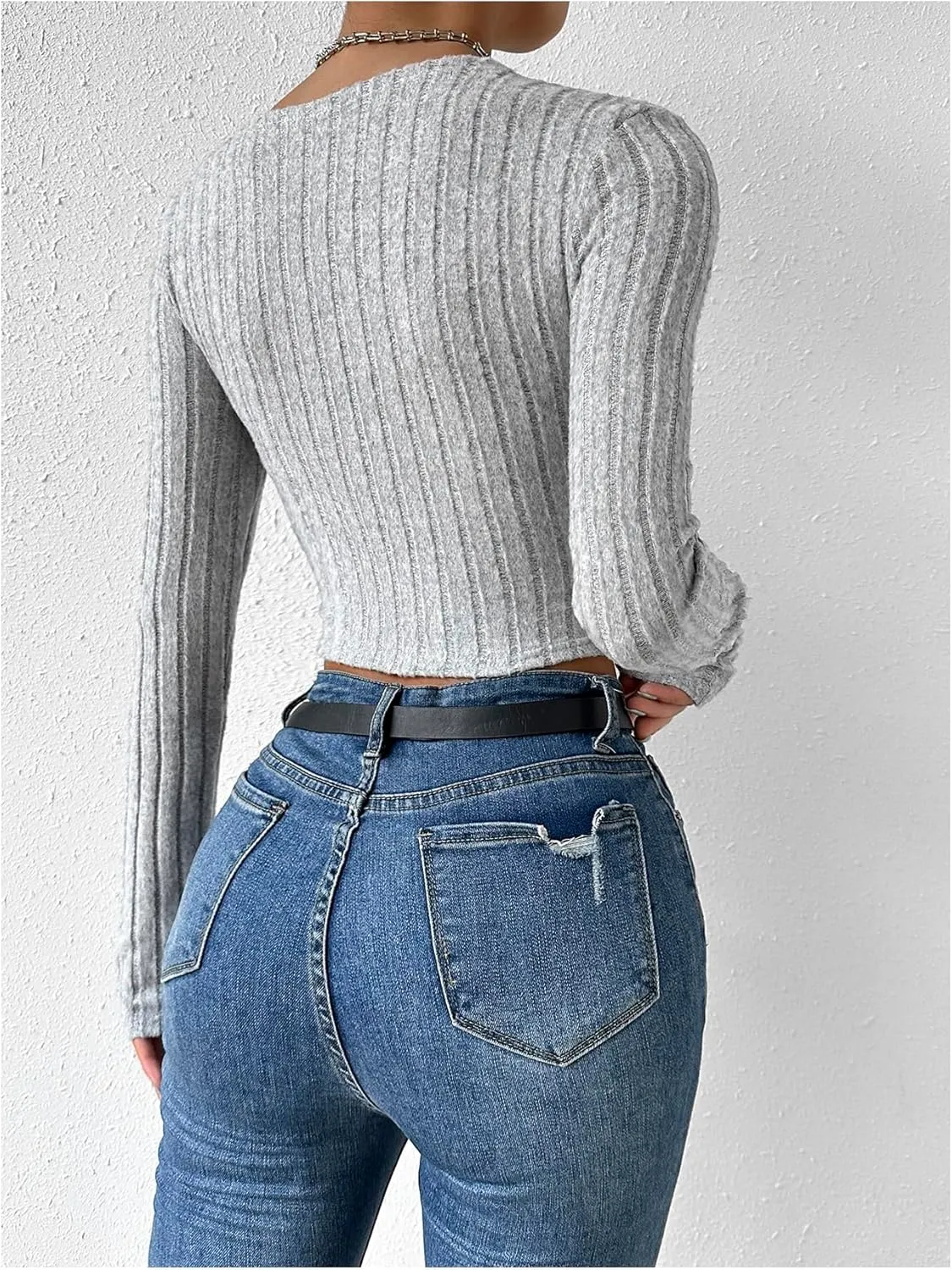 WDIRARA Women's Twist Front Cut Out Crop Tee Rib Knit Slim Fit Top V Neck Long Sleeve T Shirt