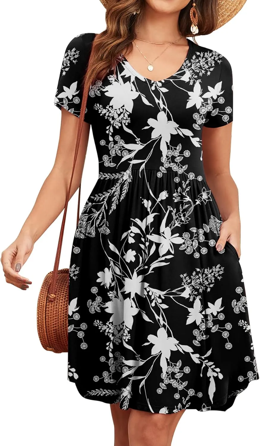 Women's 2025 Summer Short Sleeve Dresses Casual Loose Fit Swing T Shirt Dress V Neck Sundress with Pockets